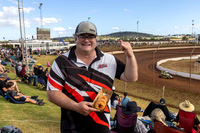 Pits, Atmosphere, Crowds & Fireworks